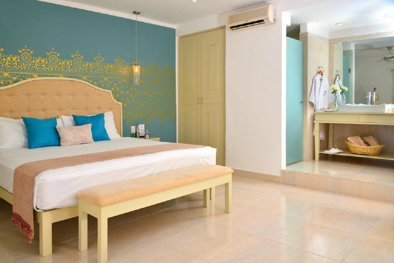 ยูนิค ดีไซน์ โฮเต็ล สำหรับผู้ใหญ่เท่านั้น Hotel ปลายาเดลการ์เมน ภายนอก รูปภาพ